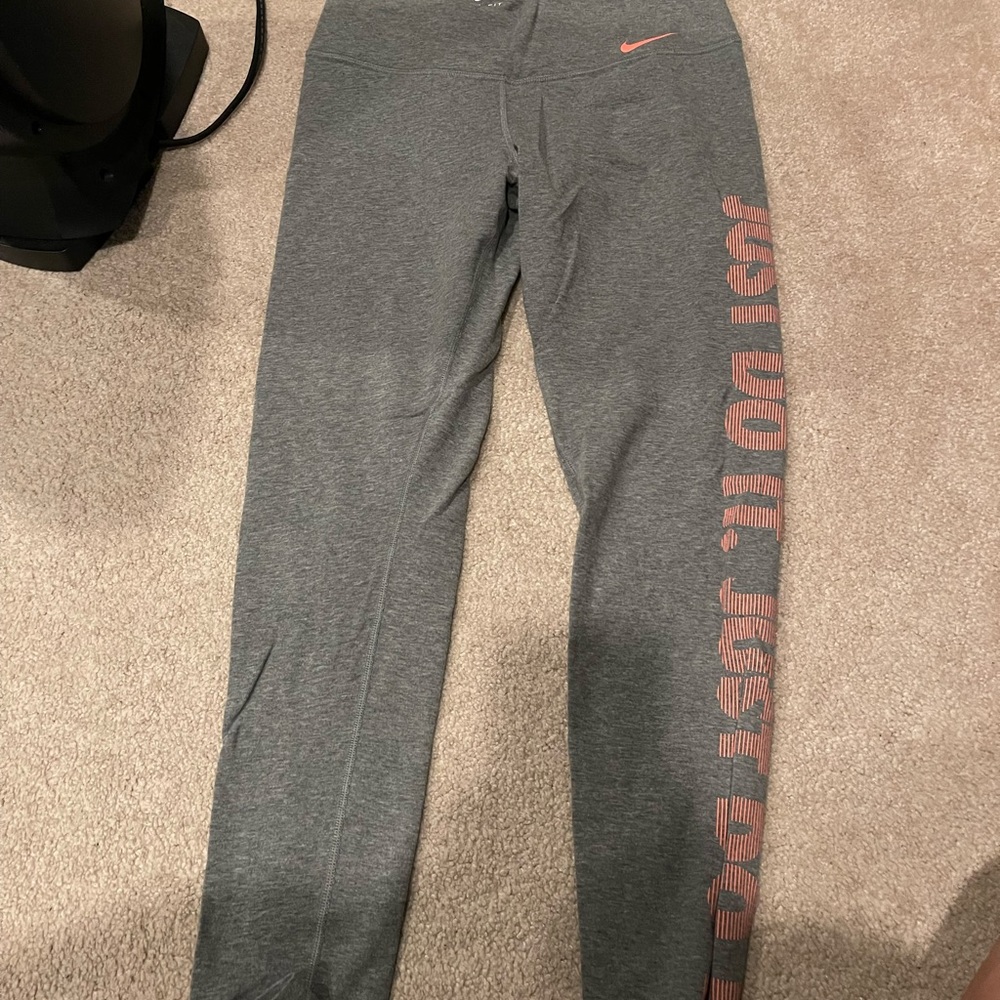 Nike leggings